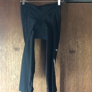 NWT! Mountain biking crops